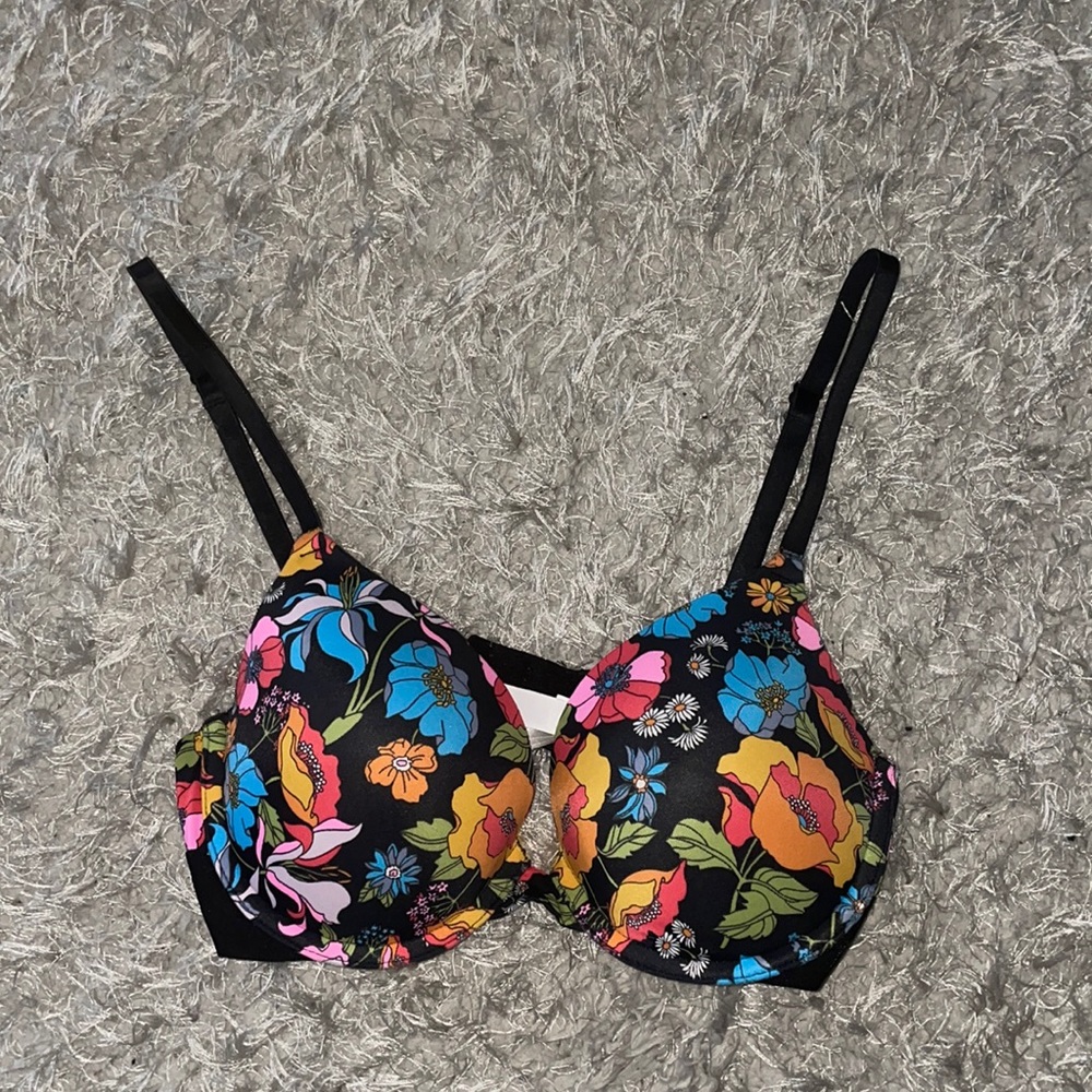VS Pink Push Up Bra